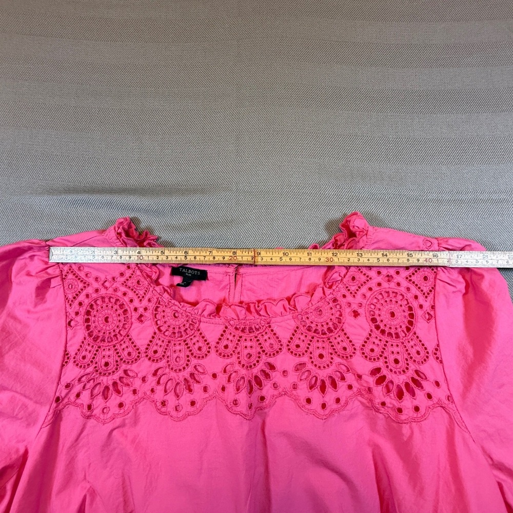 Talbots Plus Pink Eyelet Embroidered Cotton Top 2X Ruffle Neck 3/4 Sleeve 2448 - Picture 9 of 10